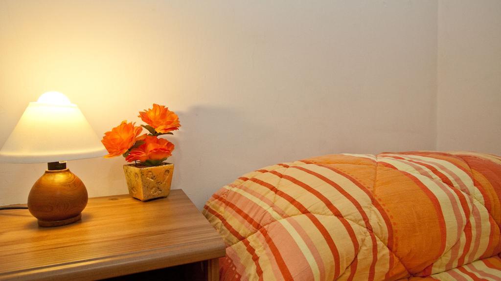 Rental In Rome Celeste Apartment Habitación foto
